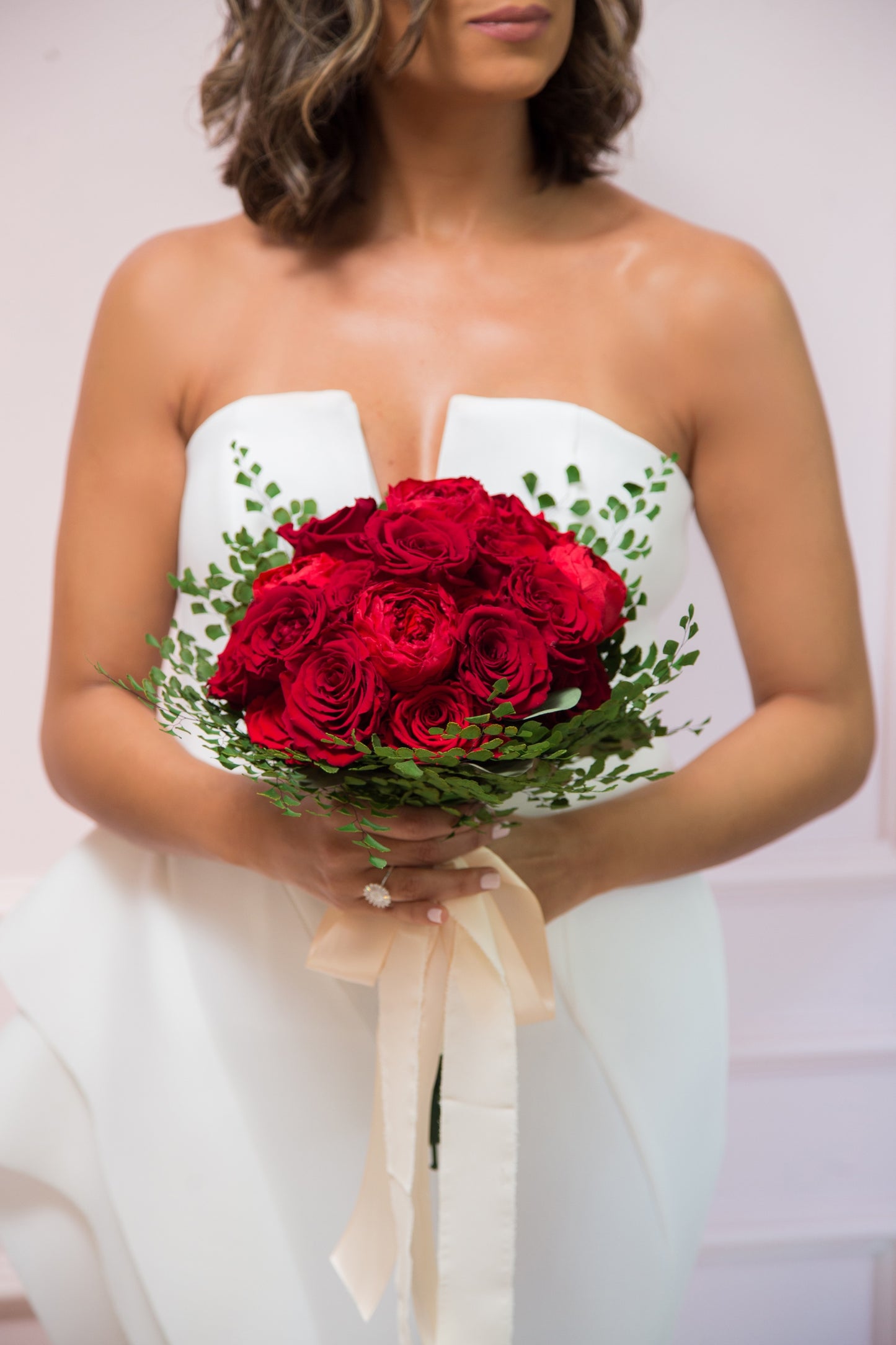 Ramo de Novias Clásico Grand Rosas & Peonias