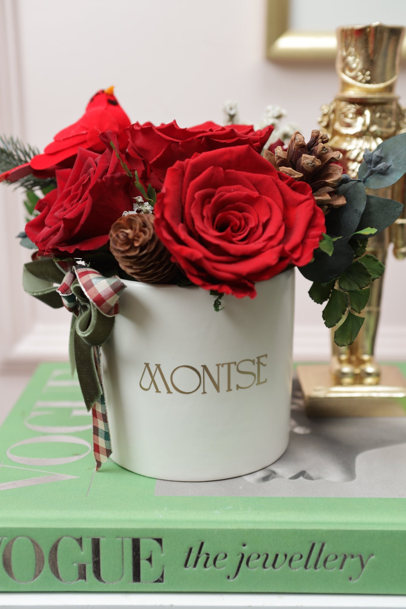 Kendall Vase de 4" Puchx5 Rosas Premium