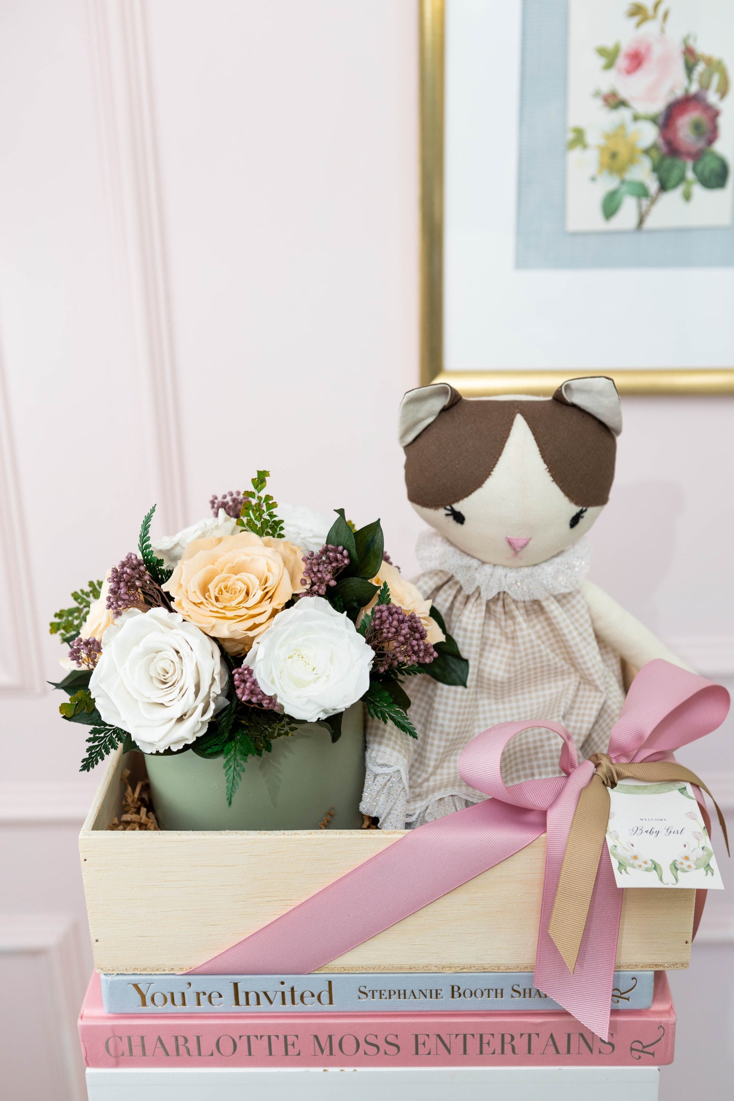 Welcome Baby Girl Grand Gift Box