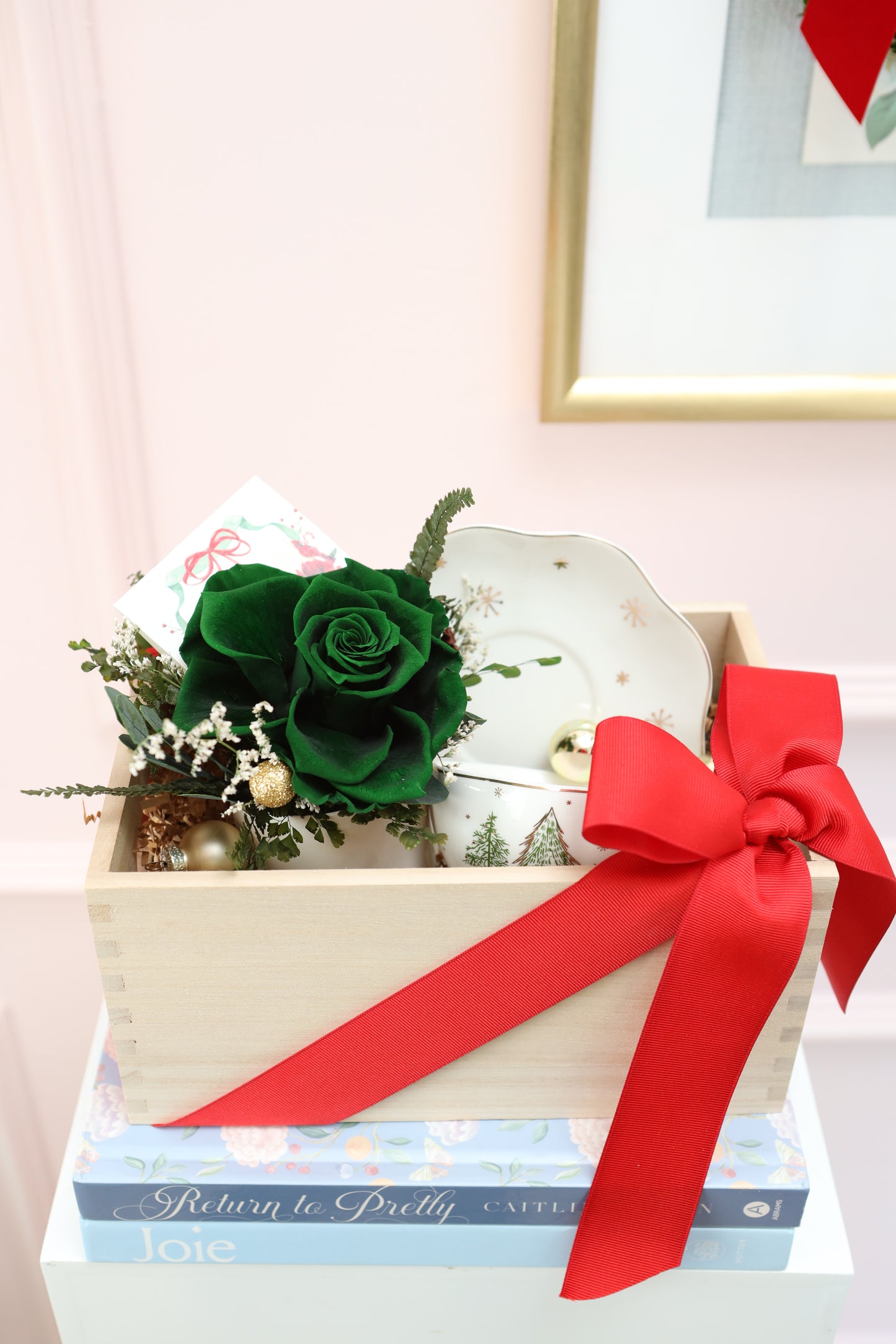Perfect Hostess Petite Gift Box