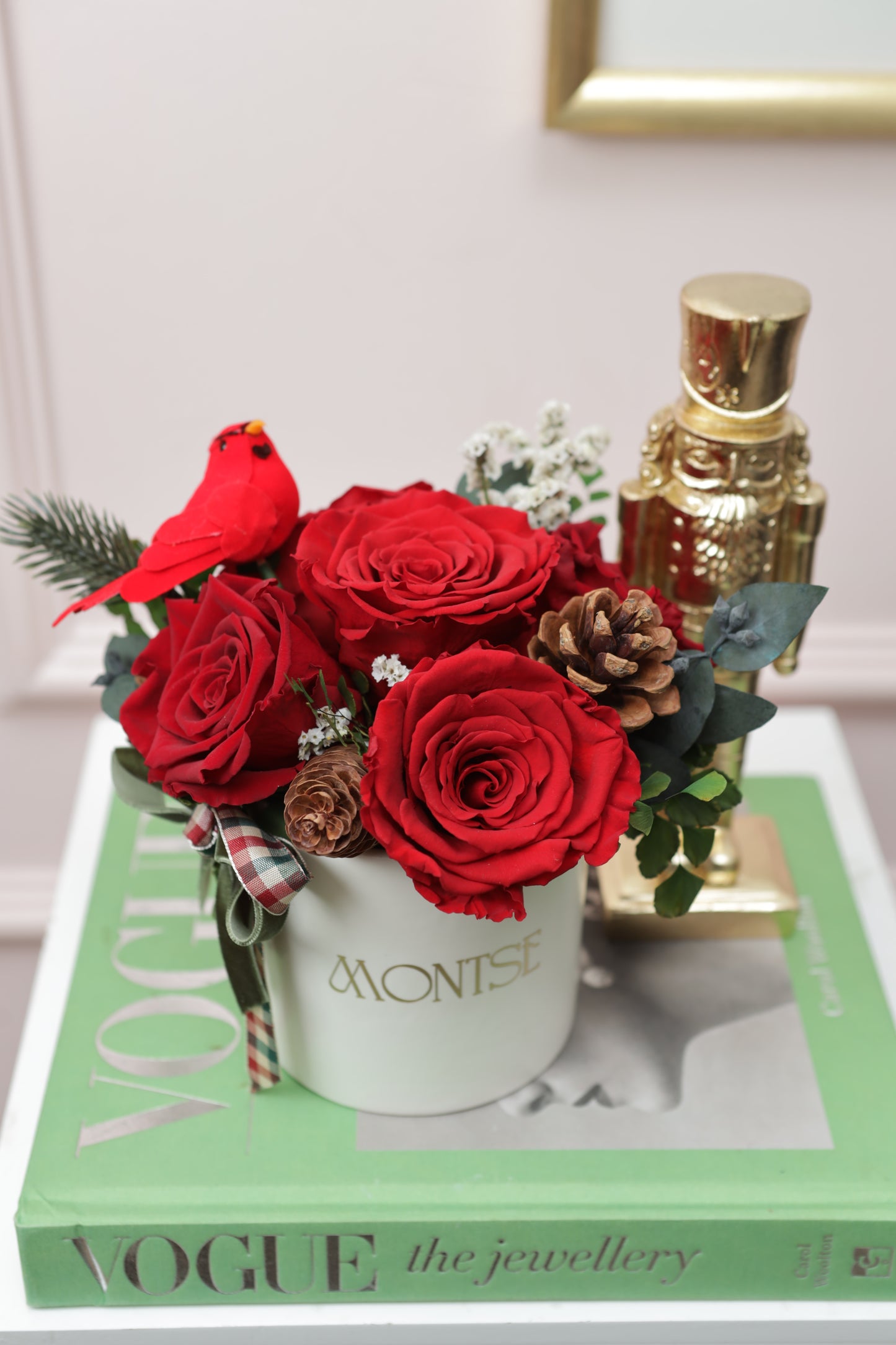Kendall Vase de 4" Puchx5 Rosas Premium